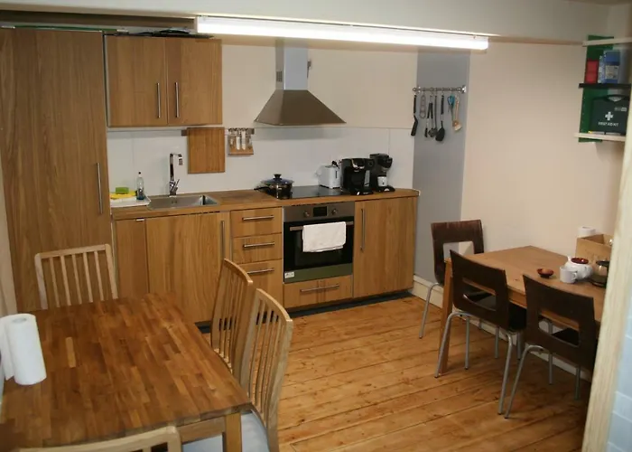 Edinb&B Edinburgh